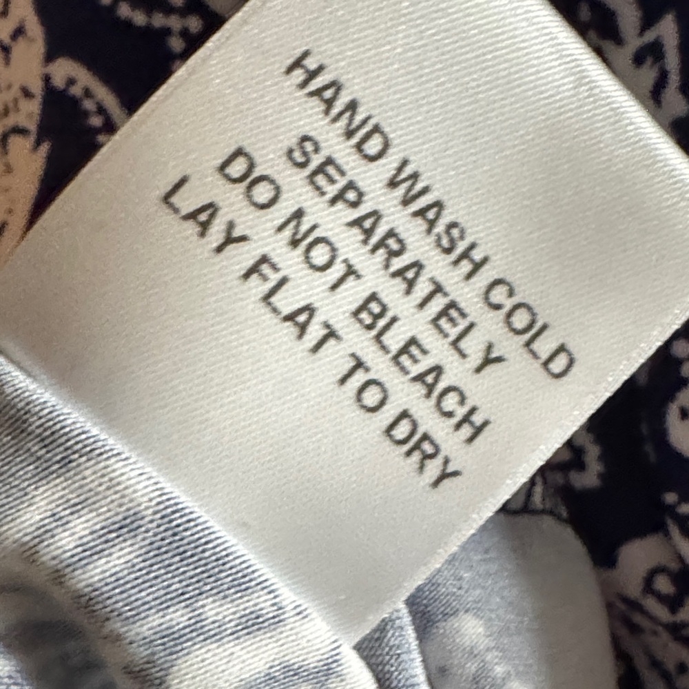 Slinky Brand Navy & White Floral Top – Size L - Picture 6 of 7